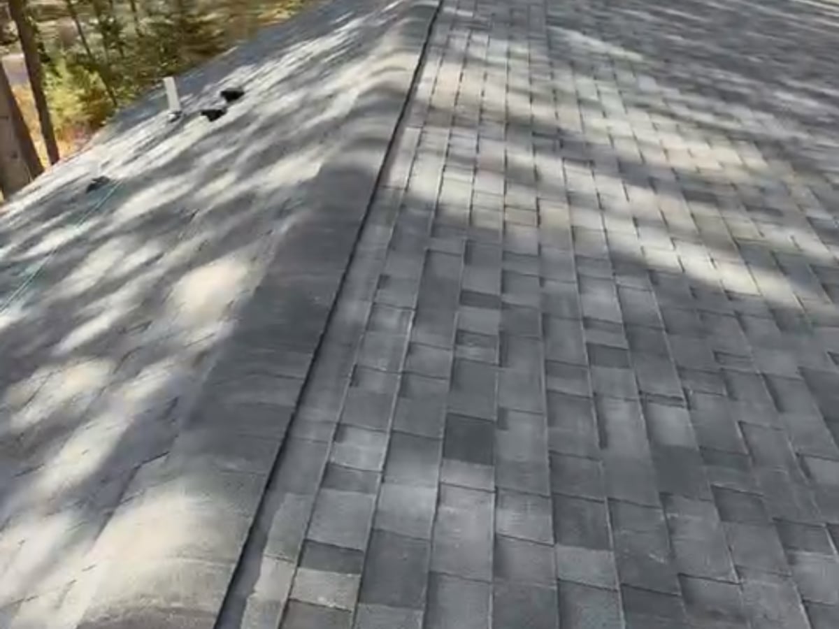 New asphalt shingle roof installation on custom home in Missoula, MT